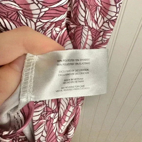 Eddie Bauer sleeveless racerback dress pink leaf shelf bra size medium D38 - Picture 4 of 9